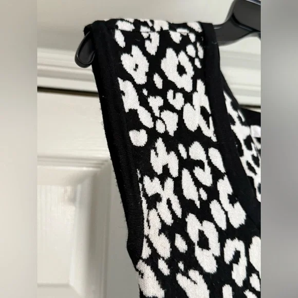 Black and White Leopard Print Dress - Picture 8 of 12
